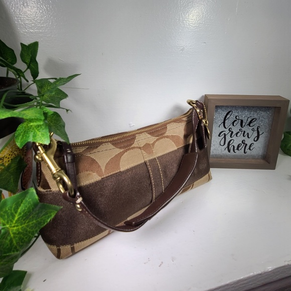 Coach Signature Stripe Zip Top Hobo VGC SOLD - Picture 2 of 11